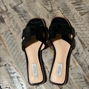 Steve Madden Black Slides 9.5